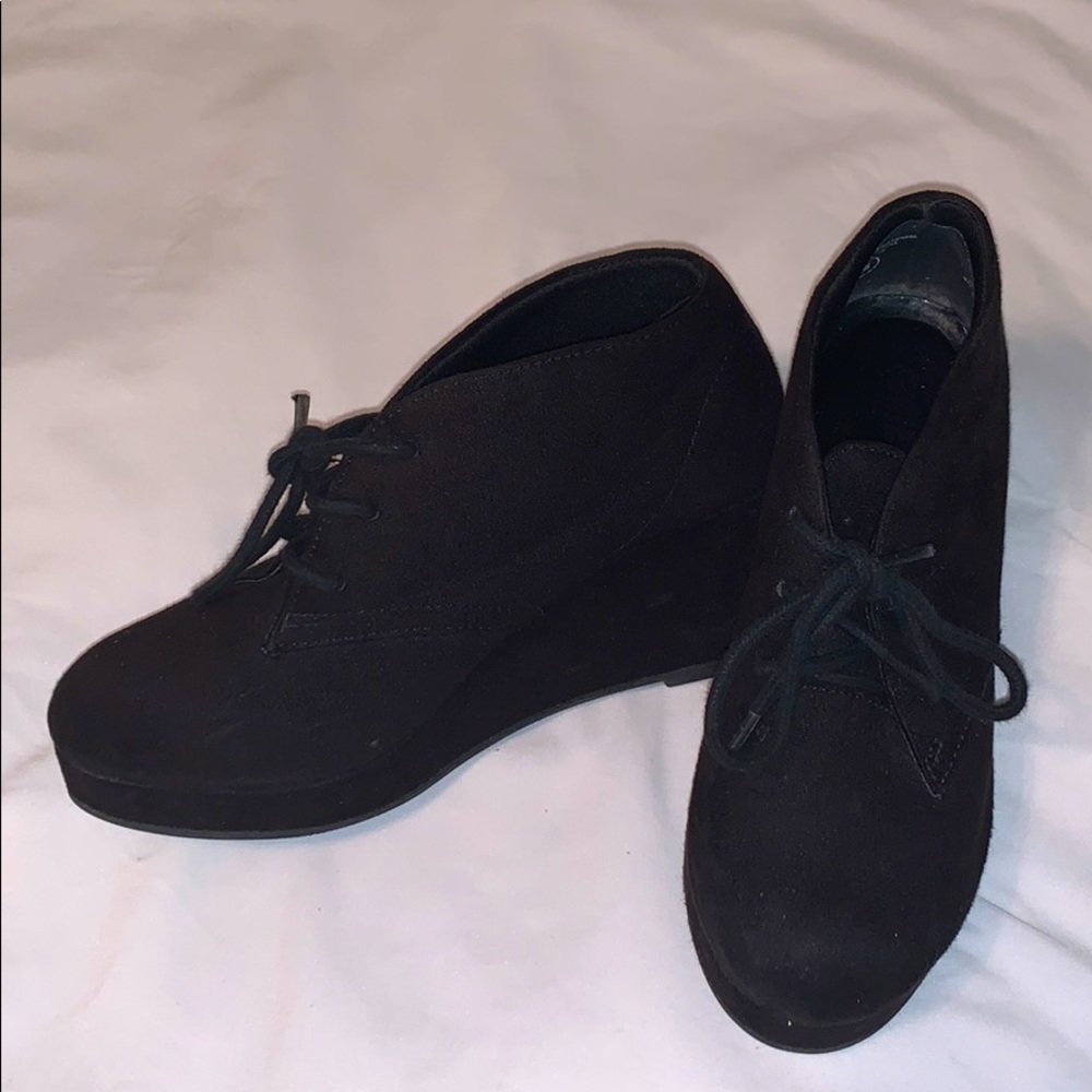 Black boots
